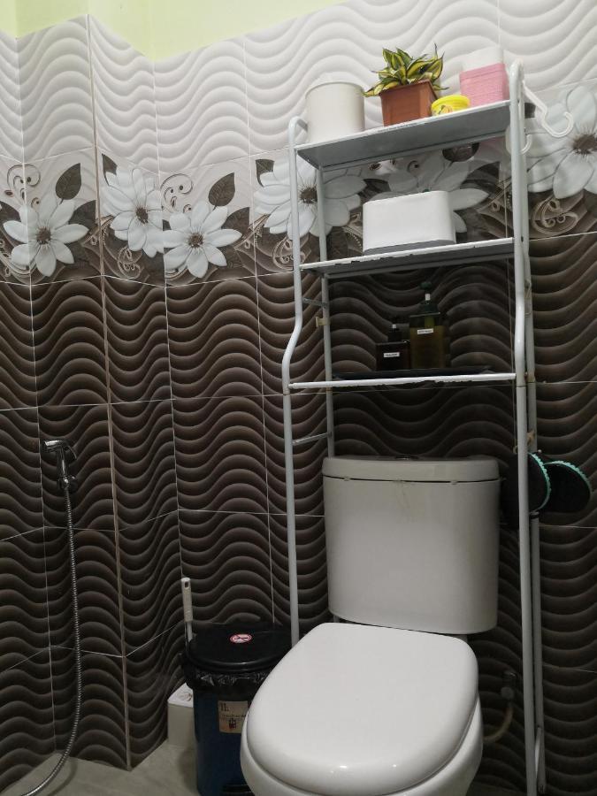 Darney'S Homestay Kg Bangau Tanjung Темерлох Экстерьер фото